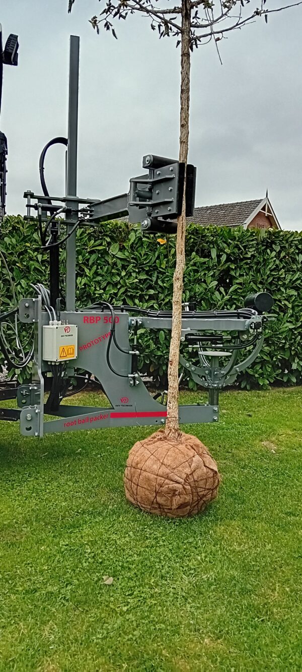 Root Ball Packer